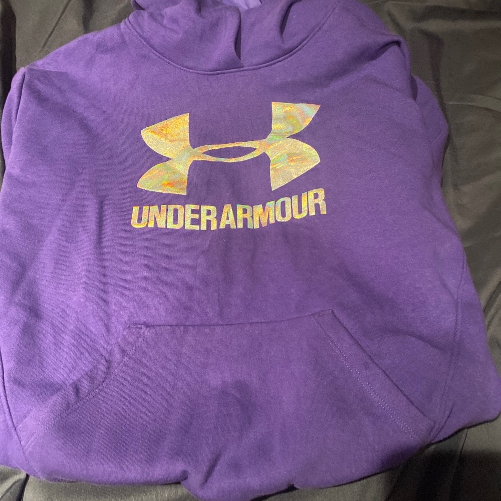 UnderArmour Hooded Sweatshirt